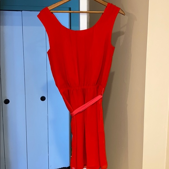 Dress - Picture 2 of 4